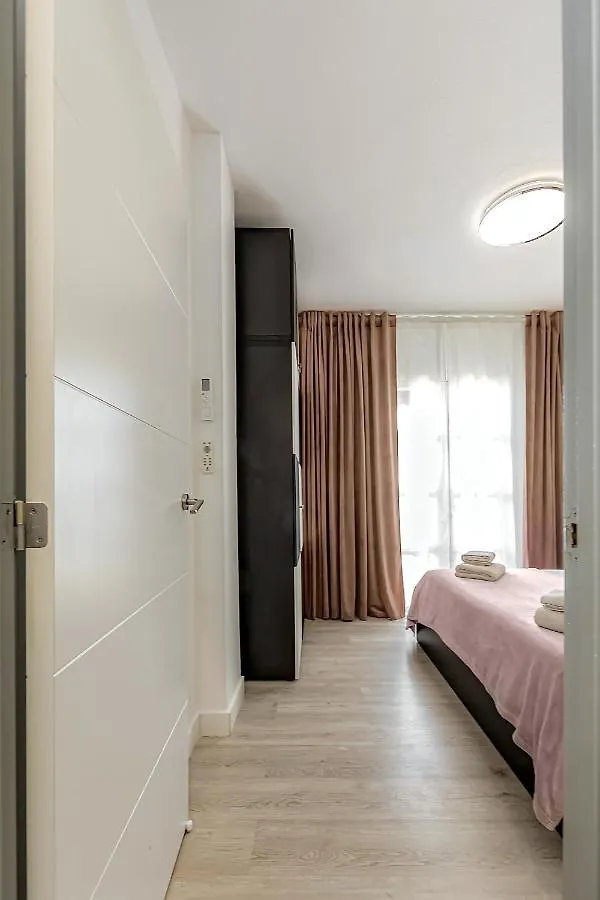 Beautiful 2 bedroom apartment Vista del Mar Costa Adeje  Spagna